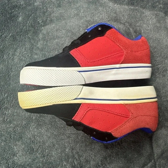 DC Chris Cole Red Black Leather Suede Skate SHOES Kids Toddler Size 9 Sneakers - Picture 13 of 16